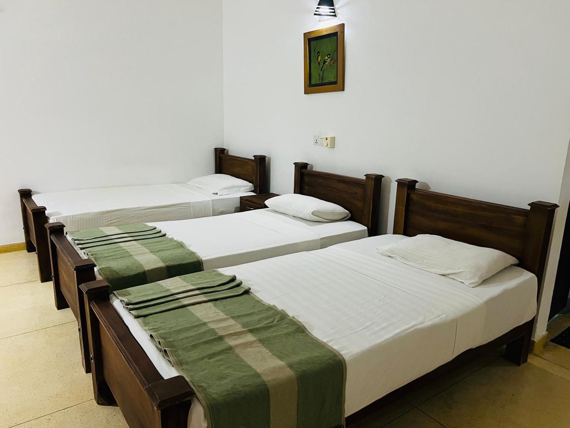Kingfisher Resort & Retreat Sigiriya Esterno foto