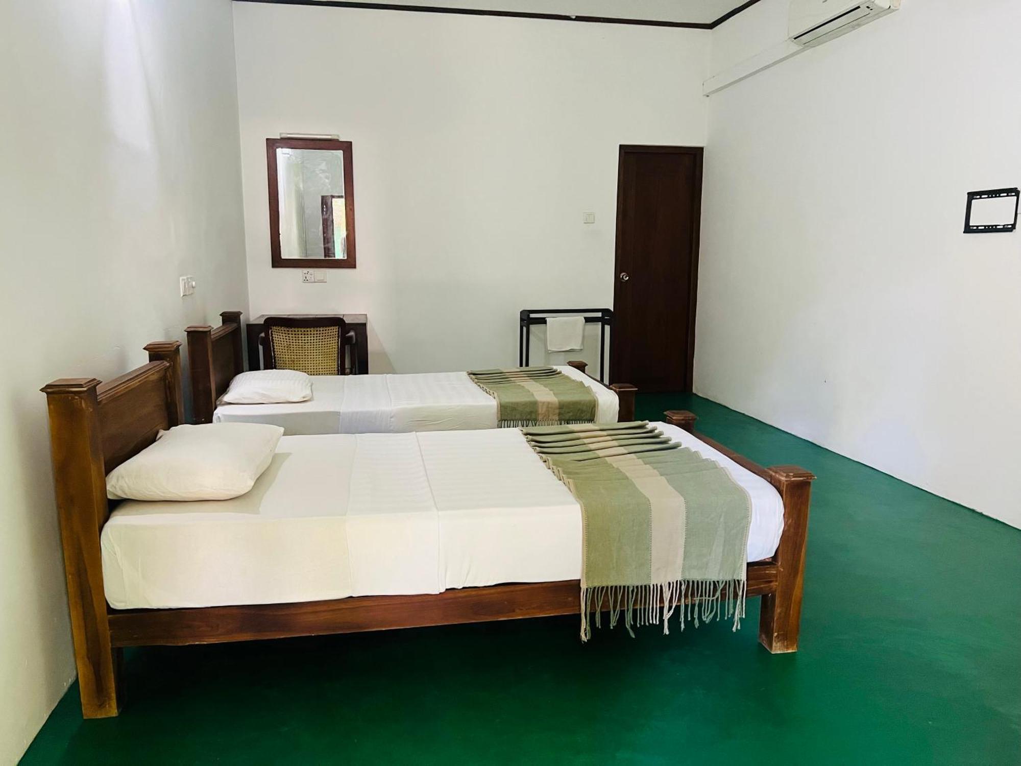 Kingfisher Resort & Retreat Sigiriya Esterno foto